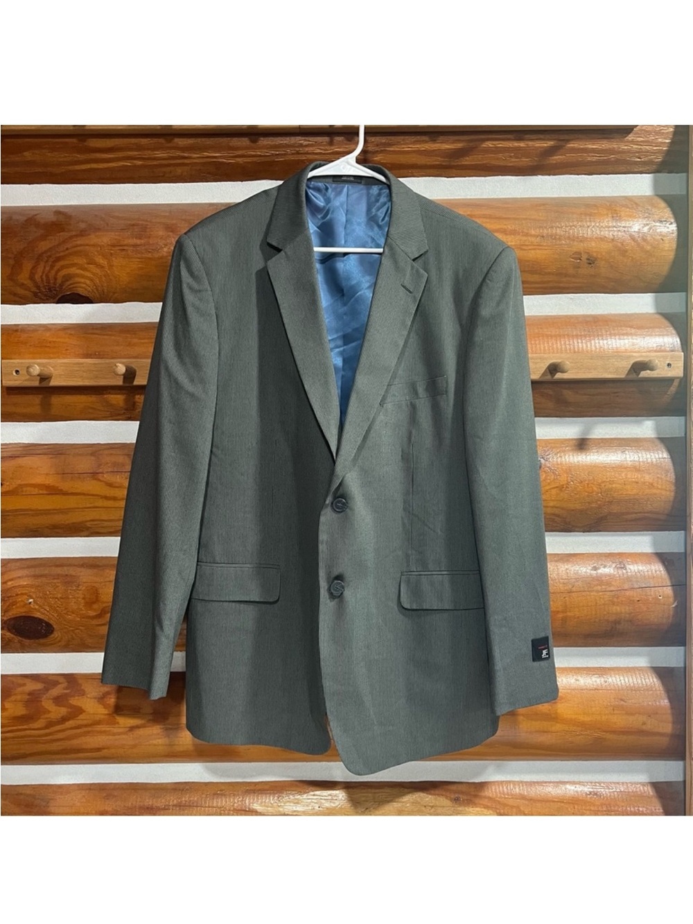 jf j.ferrar Charcoal Blazer with Blue Lining mens‎ 46